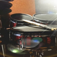 Sweet Child O' Mine Drum Backing Track (Version with vocals)