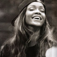 Rihanna - Kiss it Better (Lukas Bach Afro House Remix)