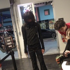 crackheads wearing chrome