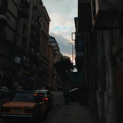 في قلبهُ ثُقل جَبل ورِقة العصافير