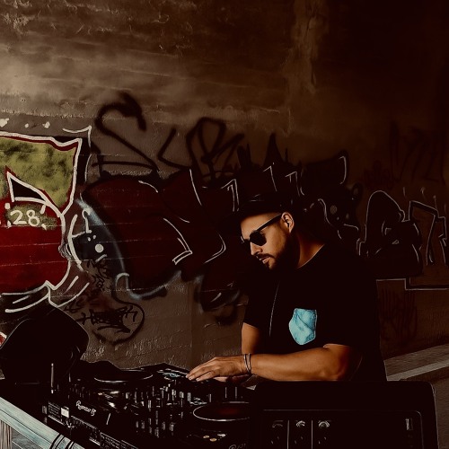 Techno Tunnel – Faded in the Tunnel