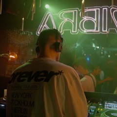 Bomborak SET STUDIO 001