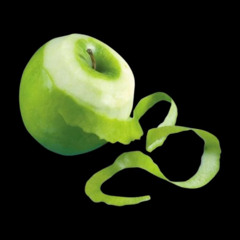 The apple crumbles into 29 pieces