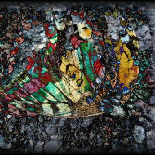 Toujours En Vie = Slay Mood