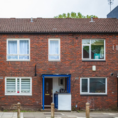 monday vinyl house set