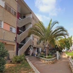 א.נשים ומקומות | אני לא מסעודה משדרות | רז אלקיים