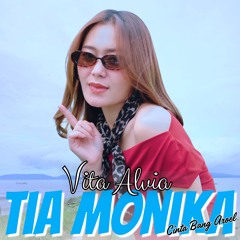 Vita Alvia - Tia Monika (Cinta Bang Aroel)
