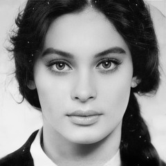 من قسوة الأيام إنك تحب غيري