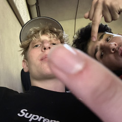 backseat freeski (feat: thottysdraco)