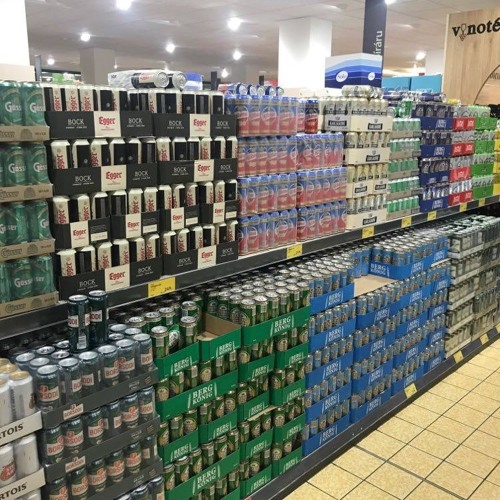 "tu fais chier avec ta house"