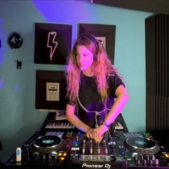 Erika Krall- KRALLING # 29 (Indie Dance, Progressive House) FIFA World Cup's Afterparty