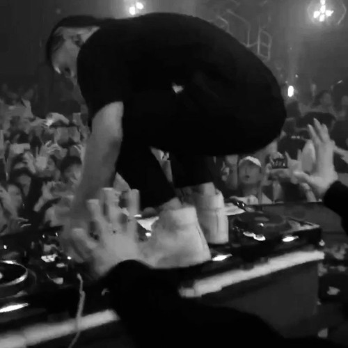 Jack Ü - Where Are Ü Now (with Justin Bieber) [Vysar Flip]