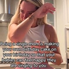 Single Mom's Emotional Birthday Cake Goes Viral On TikTok And Reddit