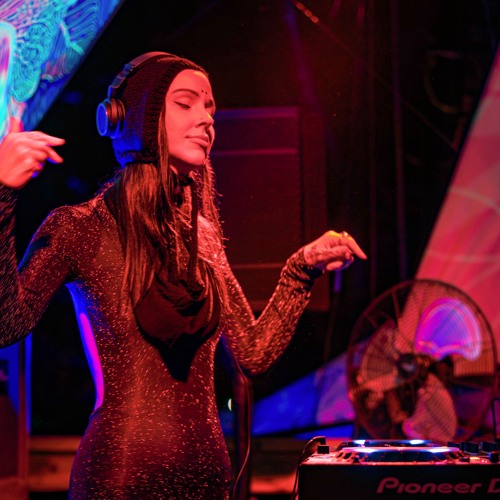 Öona Dahl en direct à Future Forest 2025
