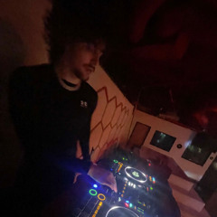 SEEFOUR - NO SCRUBS REMIX