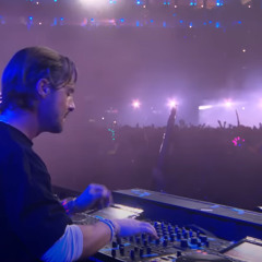 Axwell - ID w/ sun is shining w/ fine day anthem