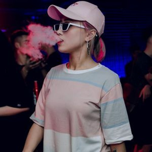 colin rouge feat. stella j fox - low bass