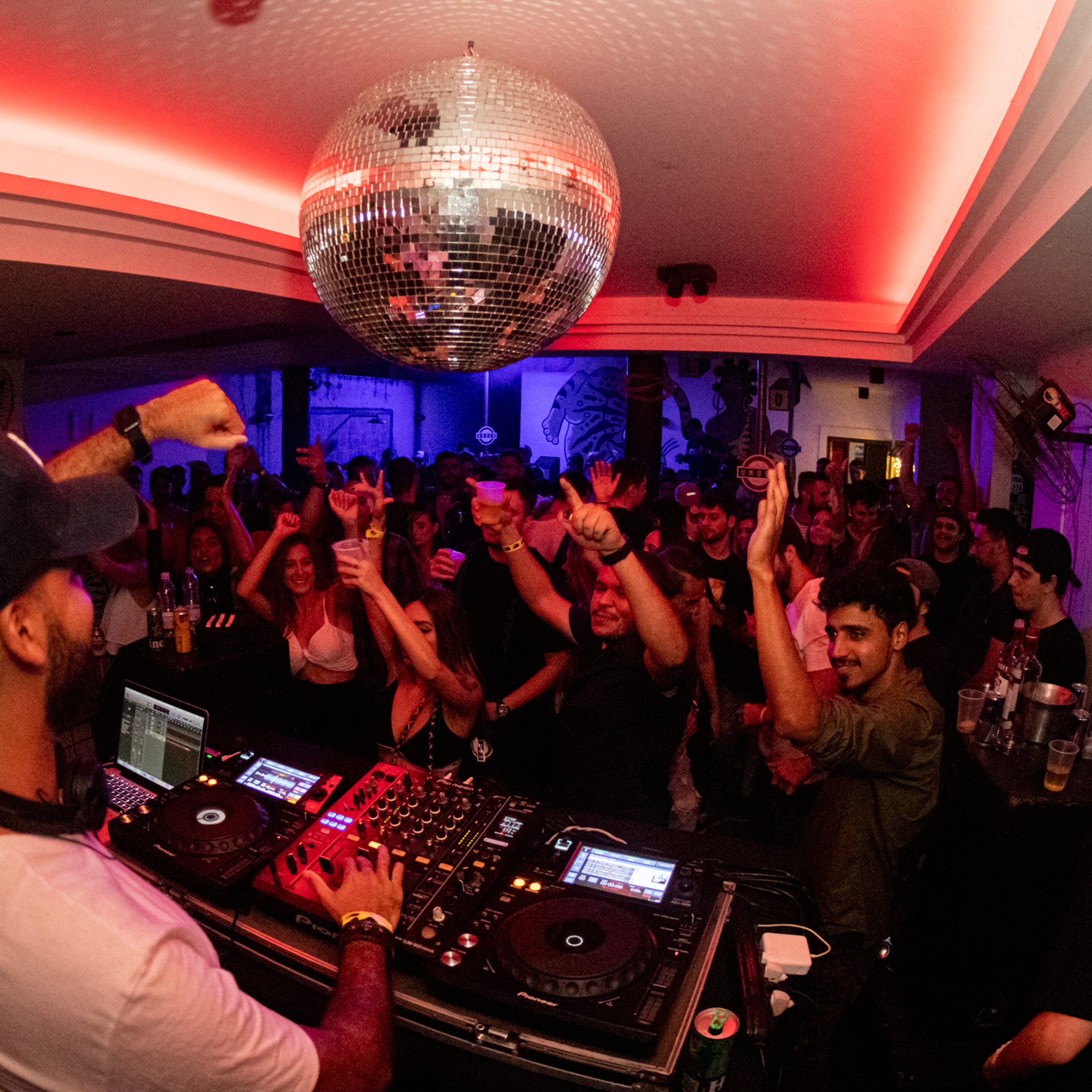 Lucke @ Live at Under Waves Showcase 19.02.22 episode artwork
