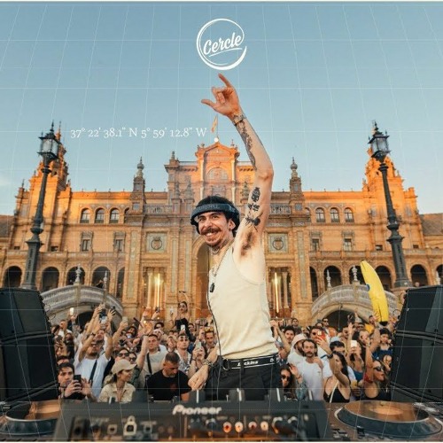 Mochakk At Plaza De España, In Sevilla, Spain