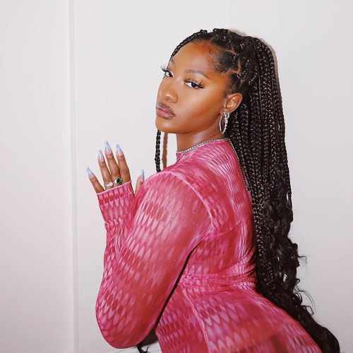 Tems | Forever (Tiny Desk Concert)