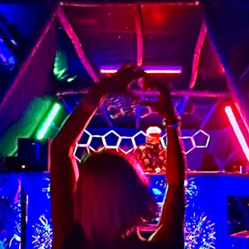 First and quick encounter with RACE TECHNO Electro Szepty Echo Lasu Noc Bassu vol2