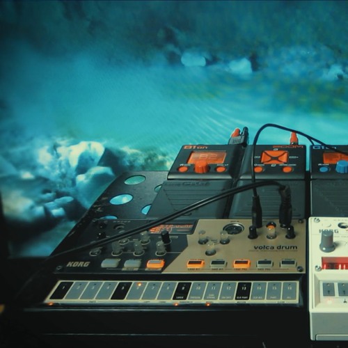 DARK AMBIENT JAM with KORG VOLCA DRUM SAMPLE (Pajen Firmware)