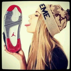 play (prod yxngkenay + burnymadeit)