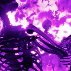 Moody🌬️🌬️🌩️