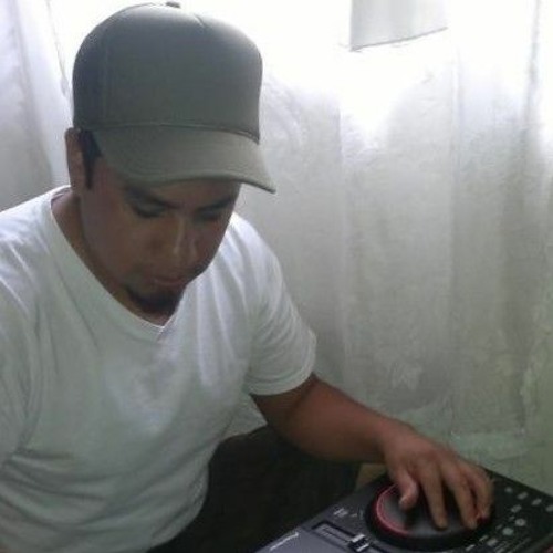 Eccleton Jarret - Rock Them one by one version*