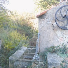 17 - Le puit des Gailles et son lavoir