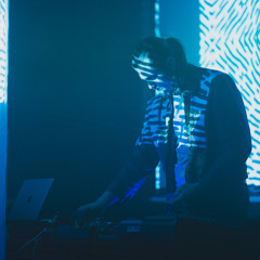 Enigmatic Serenades #9: Nadeshda (live)
