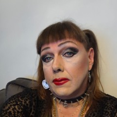 Enlightened by diamonds- featuring Linda Diamondsky