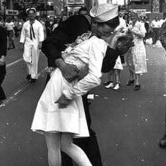 أشّر وأنا كلي أجيك وأجيب عمري في يديك