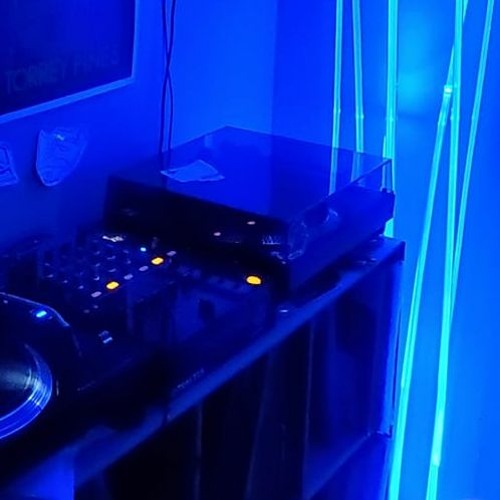 Glitch Key Kid - Lucas Ray