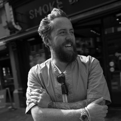 Episode 287 / Tom Fenwick-Smith / Three UK / Senior In House Creative