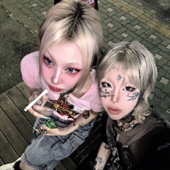 XMollySex (twoclose)