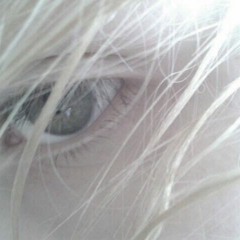 мёртвые сны✧。 ° - ты режешь как стекло