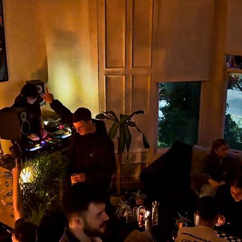 Prog, Trance and Techno mix w// PIP