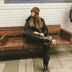 Serenay Sarıkaya- İsyan