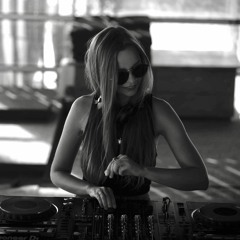 Sultana — DHM Podcast #1251 (December 2021)