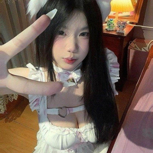 Giá Như Anh Là Người Vô Tâm ft Đáy Biển Remix
