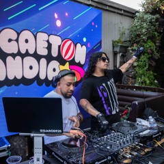 Reggaeton Vieja Escuela Pt 2 (Romantic Style)