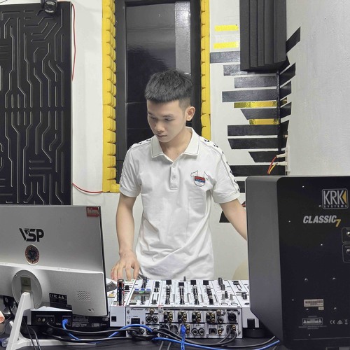 NST VIETMIX 2K25 - LỖ TAI CÂY ĐÁNH ĐÌ CHÂY