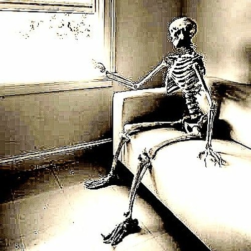 800 calories (prod. Strange)