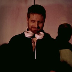 Opening set for Rob Graza of Thievery Corporation