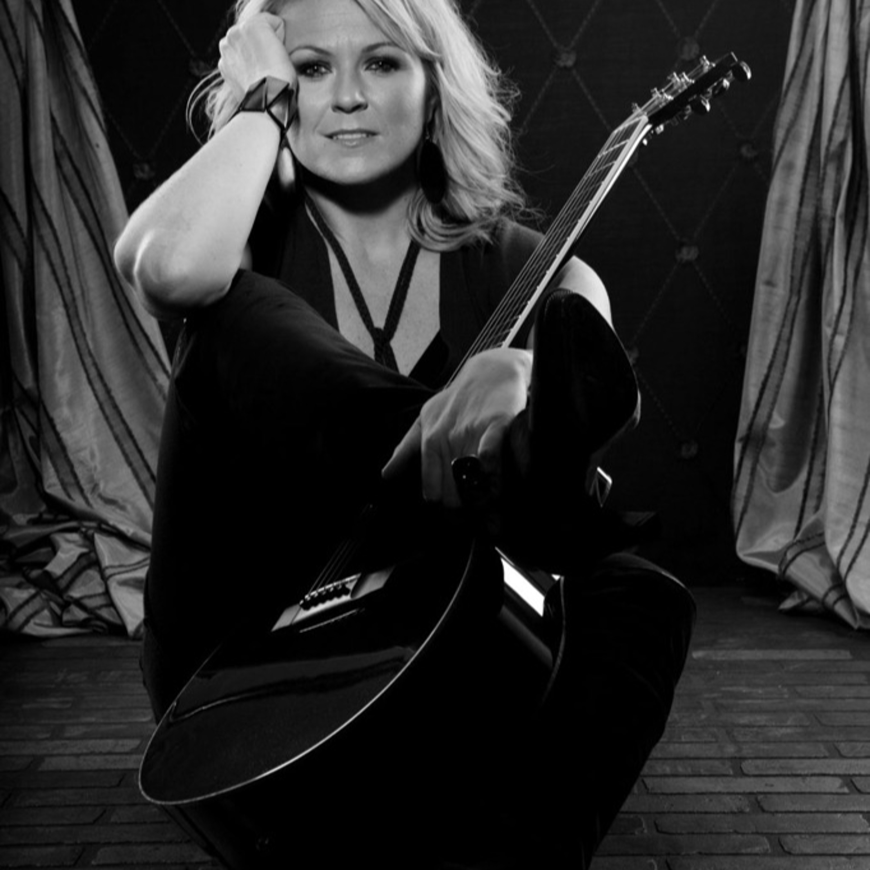 NHTE 657 Carolyn Dawn Johnson episode artwork