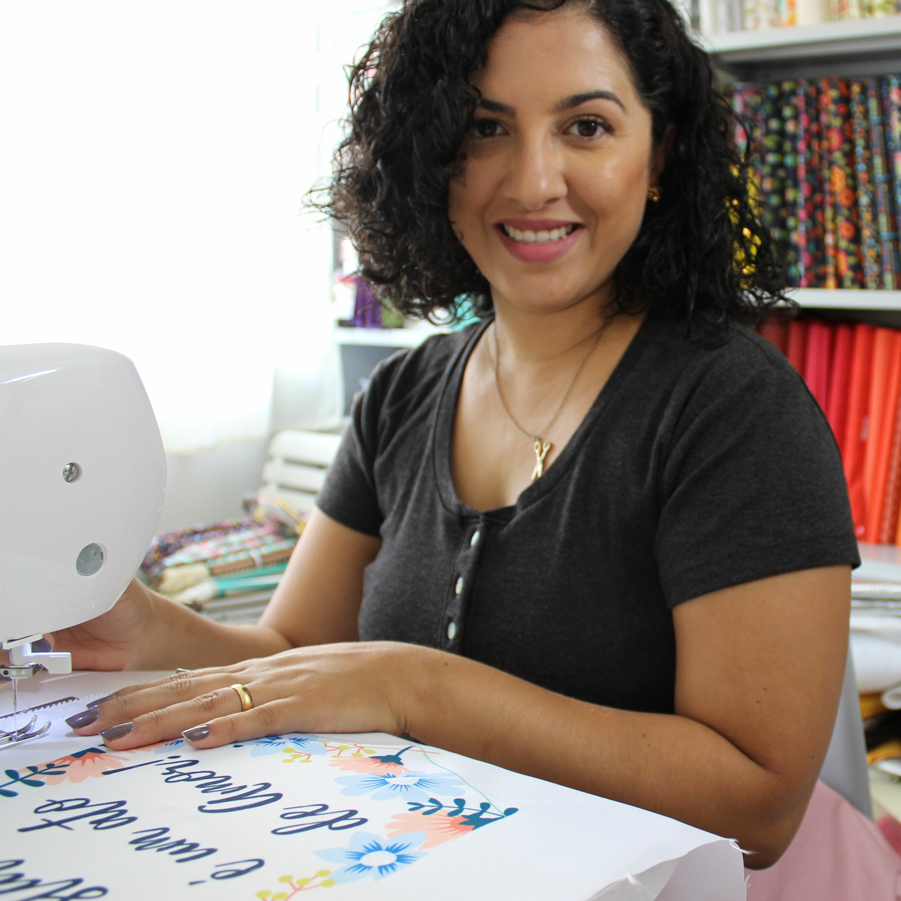 153 - Dicas de organização para quem trabalha em casa com Fabielle Bacelar episode artwork