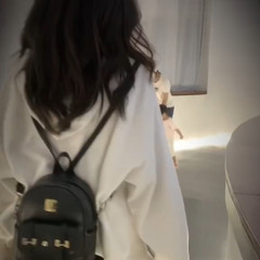 Buồn Không Em x  Về