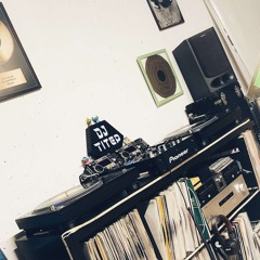 Set only Vinyl in the studio N°4 Le 09.11.2024