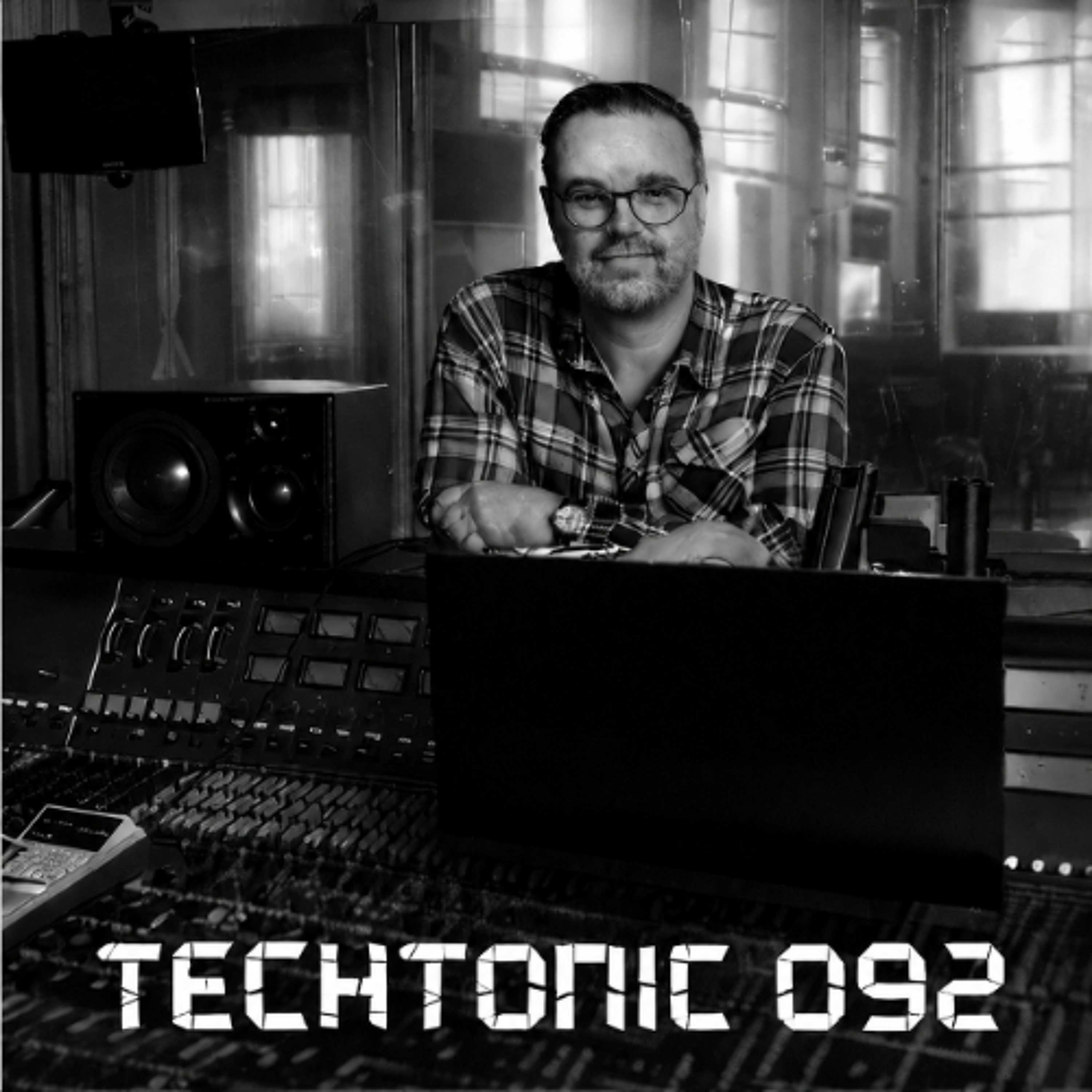 TechTonic E92 June 2026 'Resurrected By The Call” Techno Podcast GUEST MIX *LUCA MORRIS* episode artwork